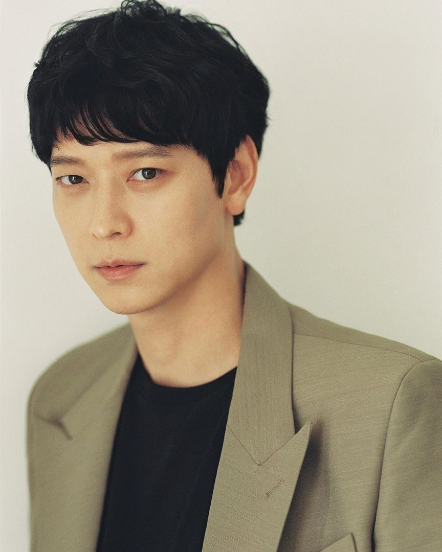 kang-dong-won-1681707012.jpg