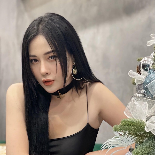 phuong-oanh-3-1682481527.jpg