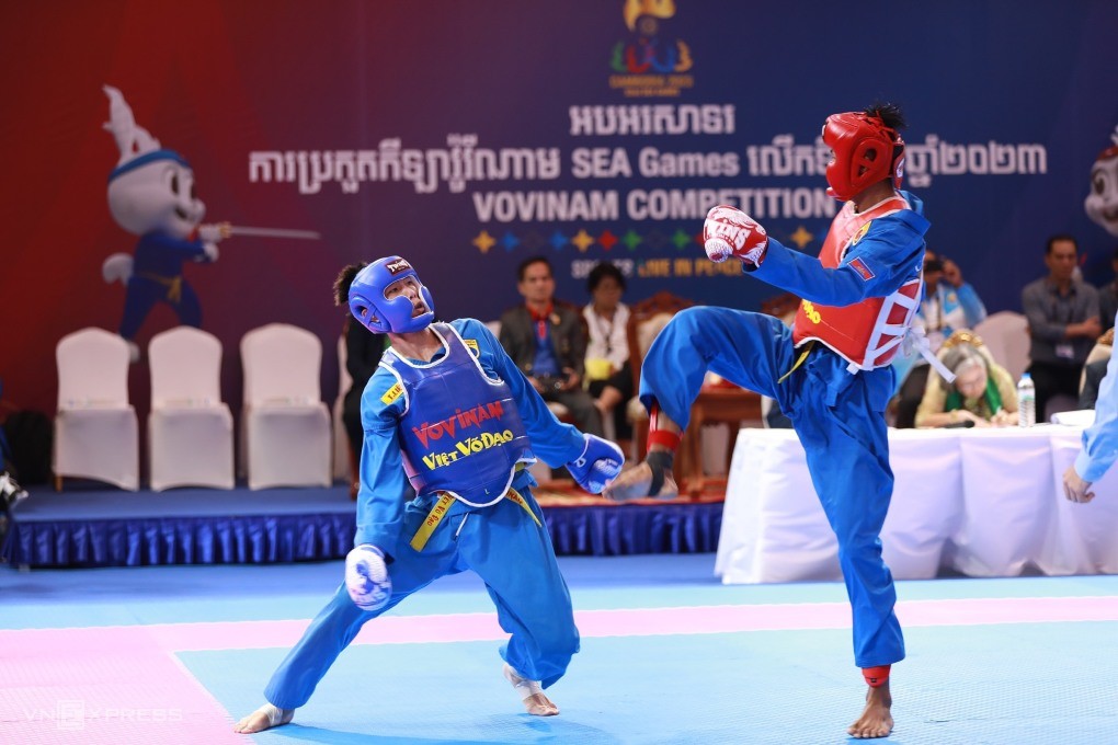 vo-si-viet-nam-danh-vo-si-campuchia-nhap-vien-1683434877.jpg