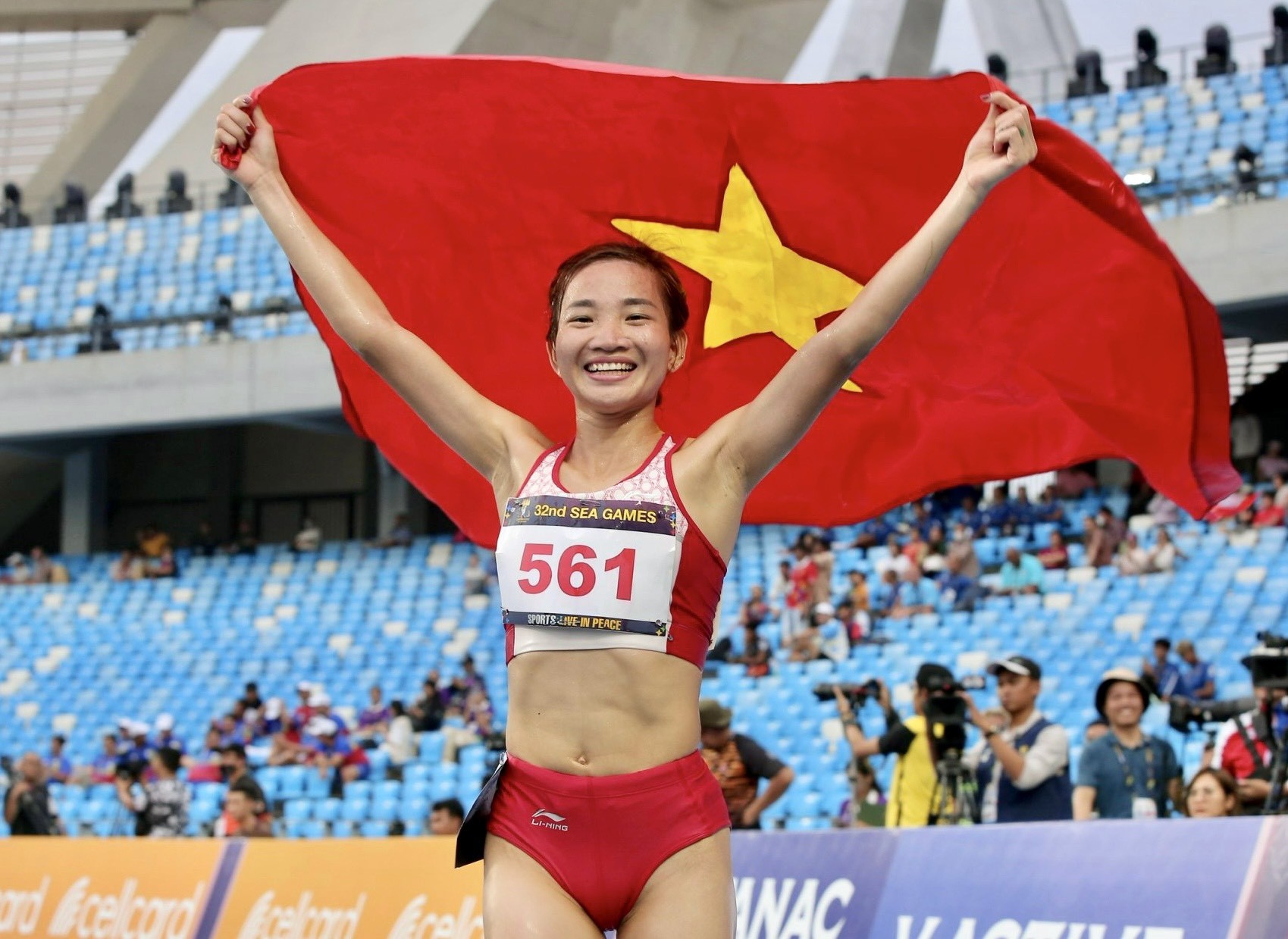 sea-games-32-nguyen-thi-oanh-hcv-10000-1684035091441985780847-1684062057.jpg