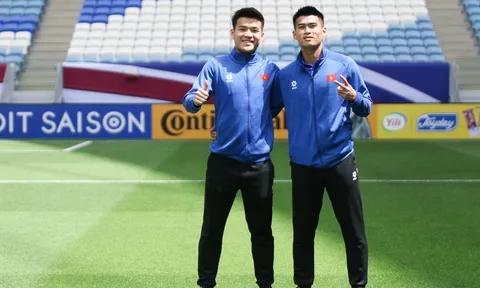 Chùm ảnh: U23 Việt Nam thăm sân đấu hiện đại, ai trông cũng rất lực