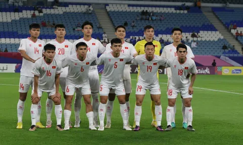 HLV Kuwait ấn tượng 3 cầu thủ U23 Việt Nam
